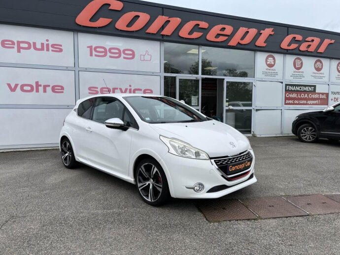 PEUGEOT 208 1.6 THP - 200 GTi